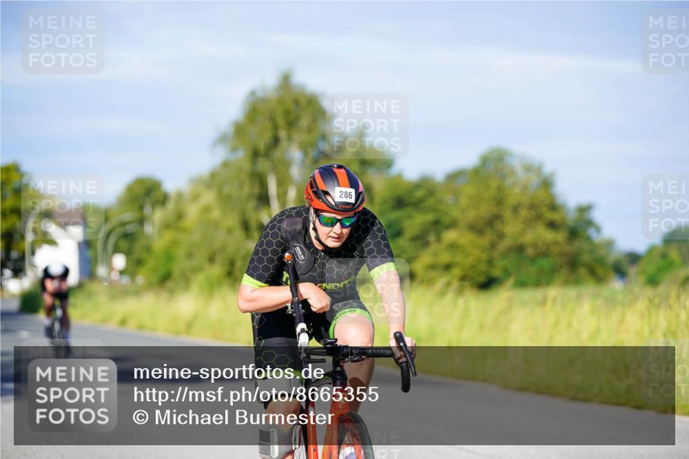 31.08.2025 - Elbe Triathlon Hamburg Michael Burmester http://msf.ph/oto/8665355 31.08.2025 09:29:40 Radfahren 286, 393, 598 meine-sportfotos.de