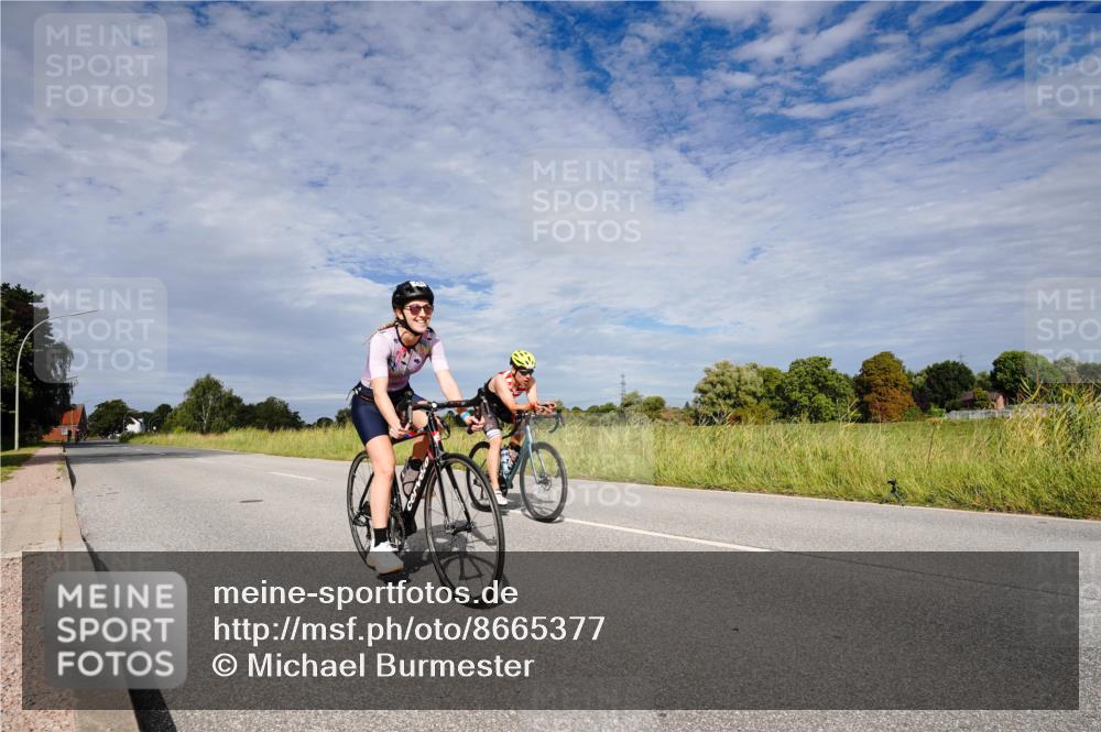 31.08.2025 - Elbe Triathlon Hamburg Michael Burmester http://msf.ph/oto/8665377 31.08.2025 10:10:05 Radfahren 625, 799 meine-sportfotos.de
