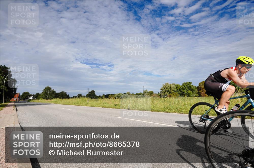 31.08.2025 - Elbe Triathlon Hamburg Michael Burmester http://msf.ph/oto/8665378 31.08.2025 10:10:05 Radfahren 625, 799 meine-sportfotos.de