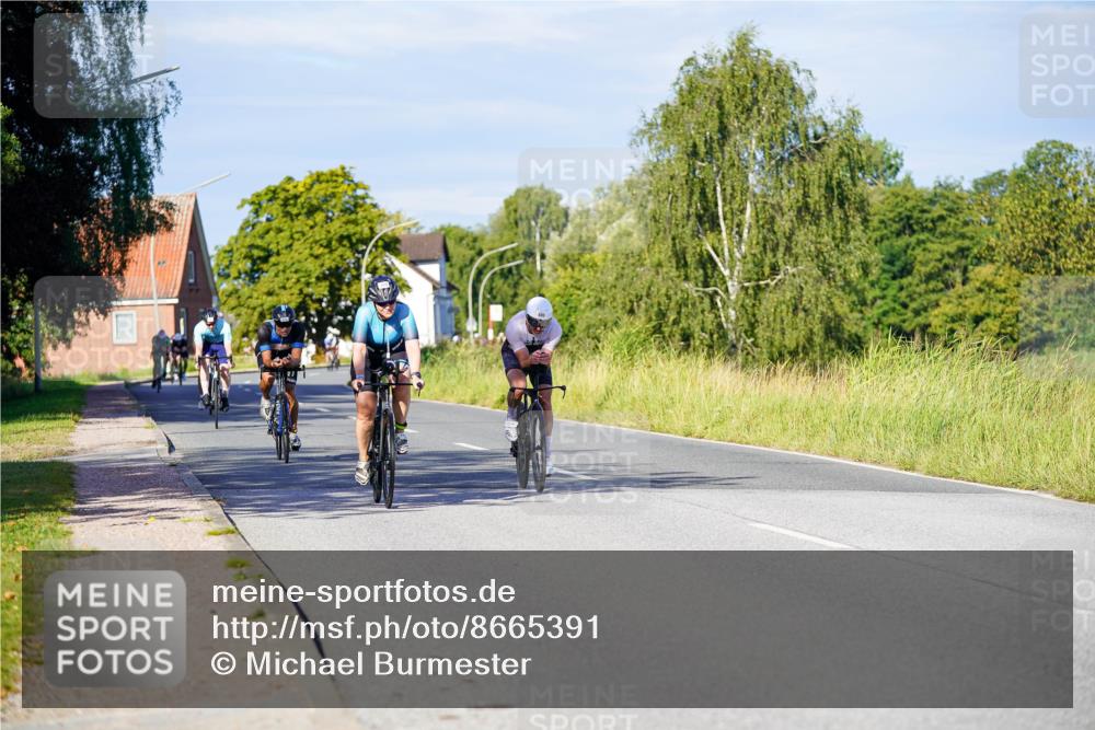 31.08.2025 - Elbe Triathlon Hamburg Michael Burmester http://msf.ph/oto/8665391 31.08.2025 09:30:02 Radfahren 305, 380, 387, 427, 680, 773 meine-sportfotos.de