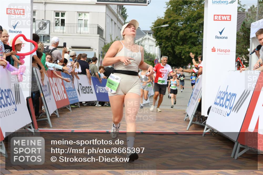 31.08.2025 - 21. Blankeneser Heldenlauf Strokosch-Dieckow http://msf.ph/oto/8665397 31.08.2025 11:18:16 Ziel 3092, 3717, 3718, 3510, 3512 meine-sportfotos.de