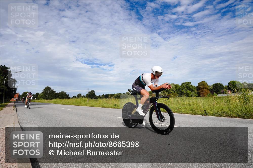 31.08.2025 - Elbe Triathlon Hamburg Michael Burmester http://msf.ph/oto/8665398 31.08.2025 10:10:28 Radfahren 631, 680, 715, 716, 809, 829 meine-sportfotos.de