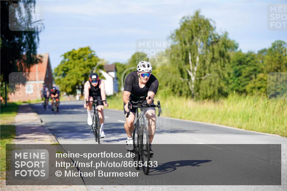 31.08.2025 - Elbe Triathlon Hamburg Michael Burmester http://msf.ph/oto/8665433 31.08.2025 09:30:13 Radfahren 213, 431, 465, 527, 534, 613, 617 meine-sportfotos.de