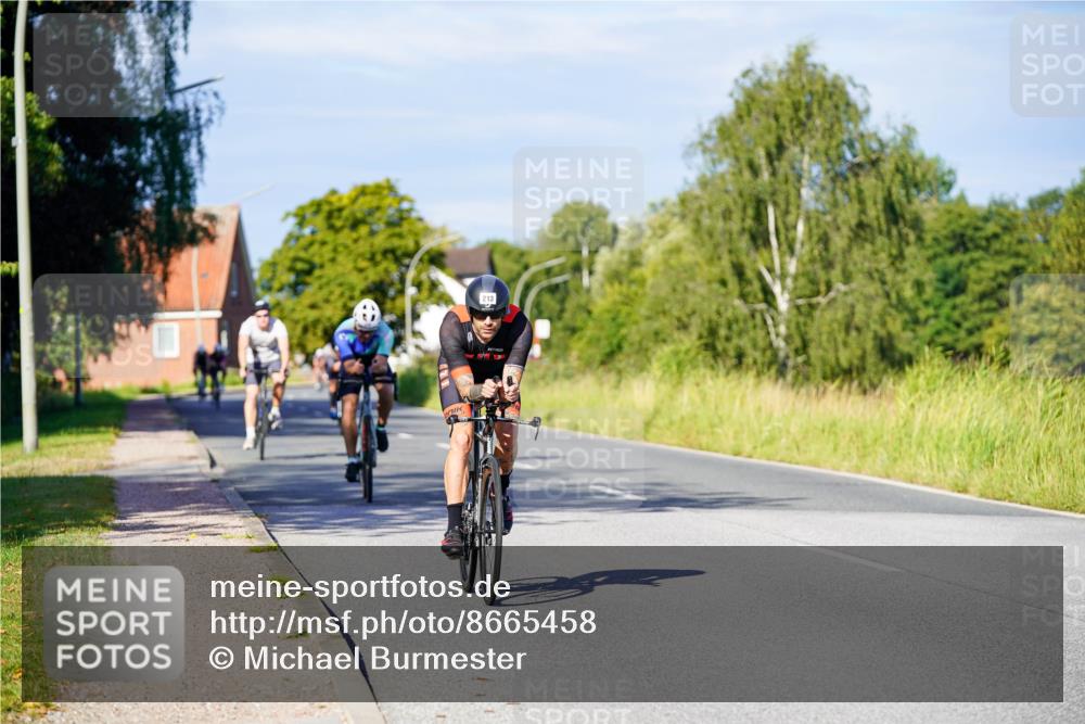 31.08.2025 - Elbe Triathlon Hamburg Michael Burmester http://msf.ph/oto/8665458 31.08.2025 09:30:17 Radfahren 213, 343, 400, 431, 465, 534, 613 meine-sportfotos.de