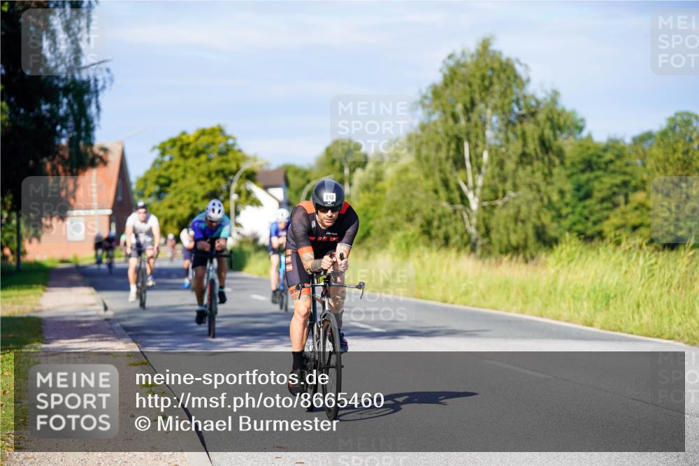 31.08.2025 - Elbe Triathlon Hamburg Michael Burmester http://msf.ph/oto/8665460 31.08.2025 09:30:17 Radfahren 213, 343, 400, 431, 465, 534, 613 meine-sportfotos.de