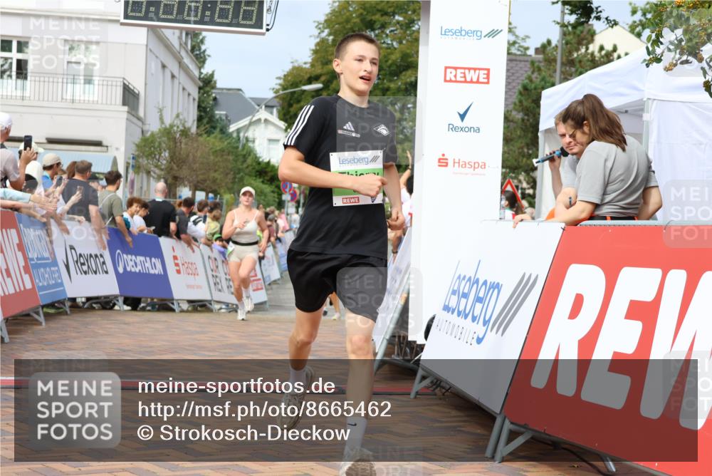 31.08.2025 - 21. Blankeneser Heldenlauf Strokosch-Dieckow http://msf.ph/oto/8665462 31.08.2025 11:18:14 Ziel 3092, 3124, 3717, 3510 meine-sportfotos.de