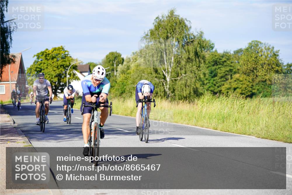 31.08.2025 - Elbe Triathlon Hamburg Michael Burmester http://msf.ph/oto/8665467 31.08.2025 09:30:18 Radfahren 170, 213, 343, 400, 431, 465, 534 meine-sportfotos.de