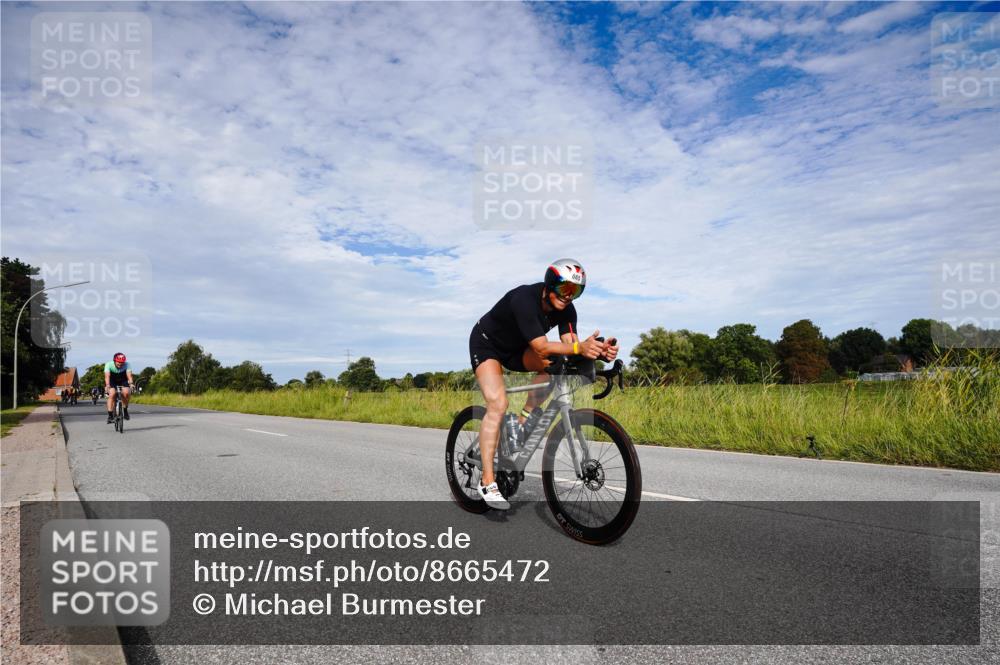 31.08.2025 - Elbe Triathlon Hamburg Michael Burmester http://msf.ph/oto/8665472 31.08.2025 10:12:28 Radfahren 473, 499, 587, 648, 665, 748 meine-sportfotos.de
