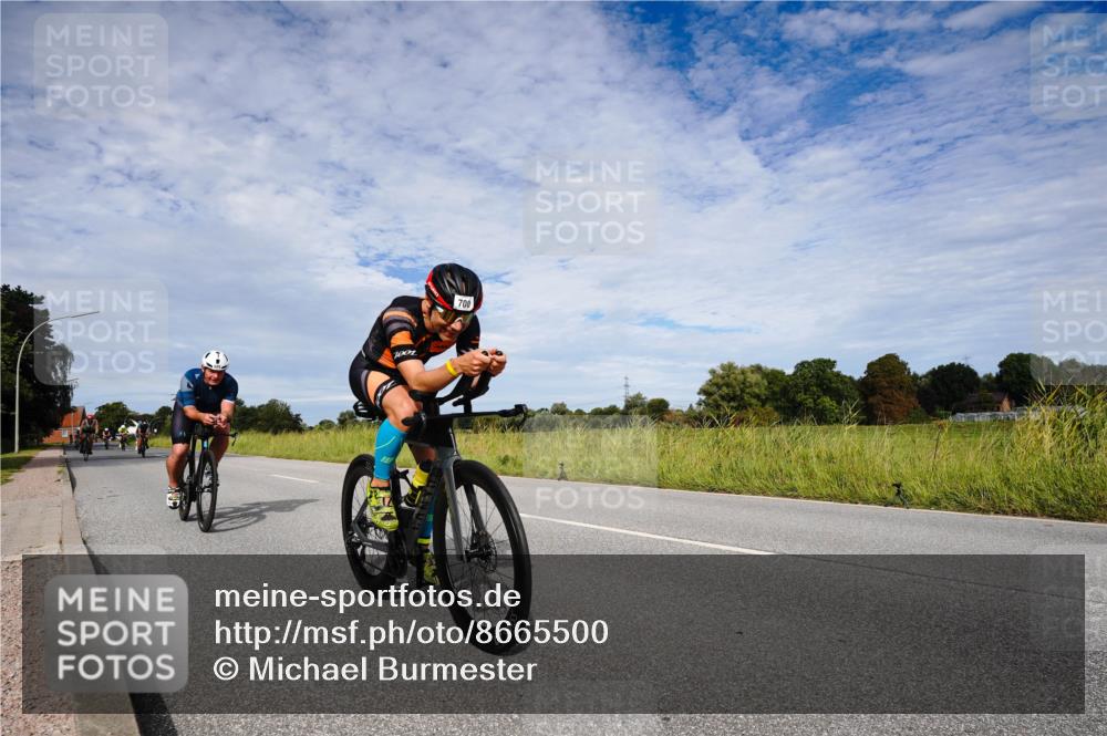 31.08.2025 - Elbe Triathlon Hamburg Michael Burmester http://msf.ph/oto/8665500 31.08.2025 10:12:49 Radfahren 664, 669, 700, 712, 722, 737, 745, 775 meine-sportfotos.de