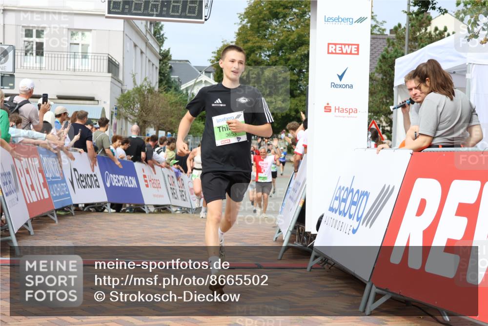 31.08.2025 - 21. Blankeneser Heldenlauf Strokosch-Dieckow http://msf.ph/oto/8665502 31.08.2025 11:18:13 Ziel 3092, 3124, 3717, 3510 meine-sportfotos.de