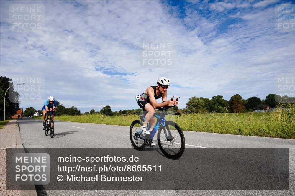 31.08.2025 - Elbe Triathlon Hamburg Michael Burmester http://msf.ph/oto/8665511 31.08.2025 10:12:54 Radfahren 486, 664, 712, 722, 737, 745, 775, 779 meine-sportfotos.de