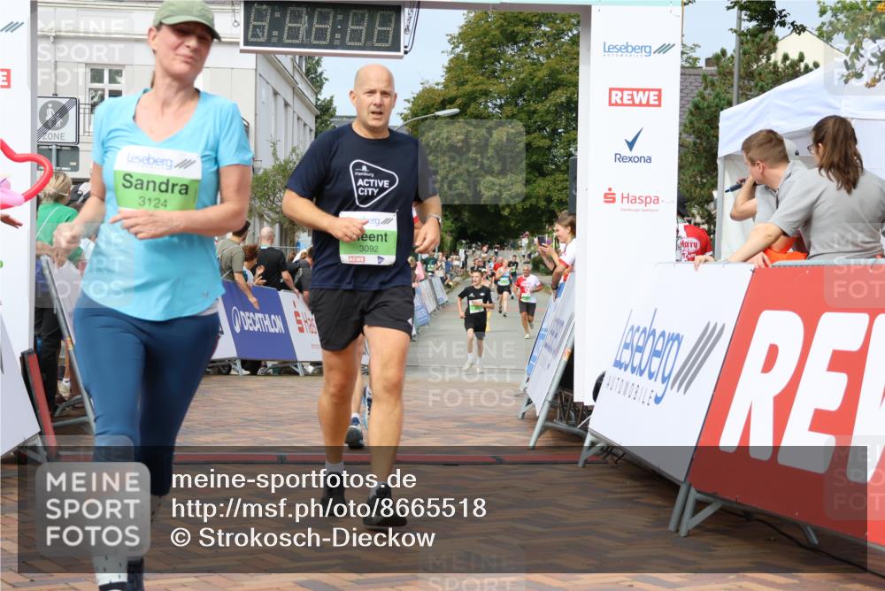 31.08.2025 - 21. Blankeneser Heldenlauf Strokosch-Dieckow http://msf.ph/oto/8665518 31.08.2025 11:18:09 Ziel 3092, 3124, 3594, 3510 meine-sportfotos.de