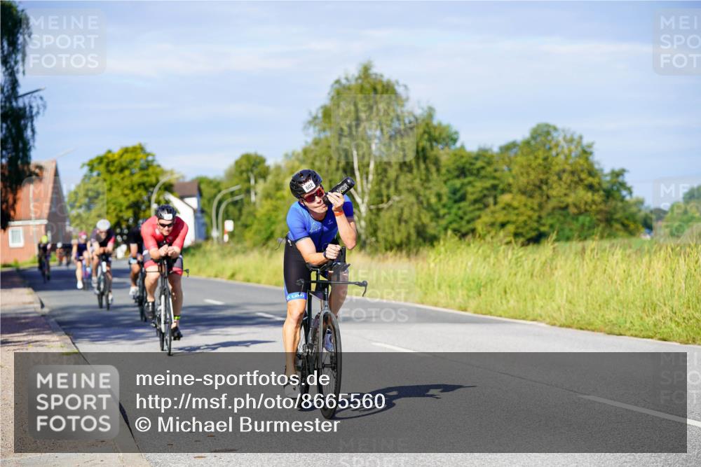 31.08.2025 - Elbe Triathlon Hamburg Michael Burmester http://msf.ph/oto/8665560 31.08.2025 09:30:52 Radfahren 176, 256, 332, 378, 476, 602, 756 meine-sportfotos.de