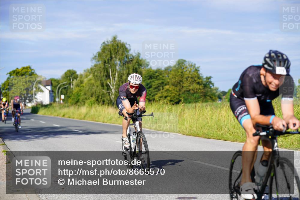 31.08.2025 - Elbe Triathlon Hamburg Michael Burmester http://msf.ph/oto/8665570 31.08.2025 09:30:54 Radfahren 176, 256, 332, 378, 476, 489, 505, 602 meine-sportfotos.de
