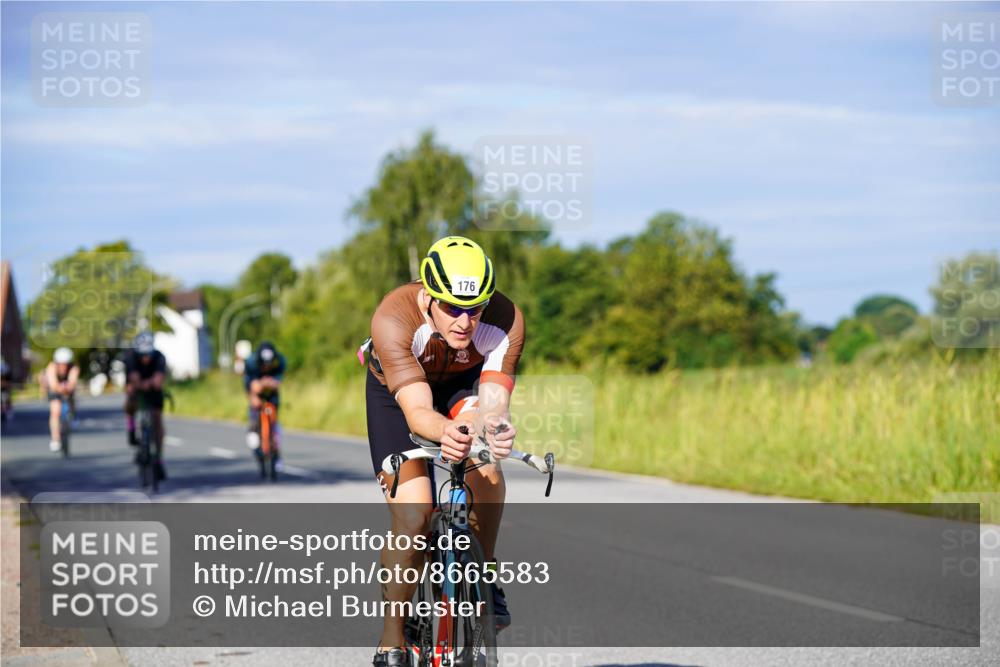 31.08.2025 - Elbe Triathlon Hamburg Michael Burmester http://msf.ph/oto/8665583 31.08.2025 09:30:59 Radfahren 176, 245, 256, 489, 505, 737 meine-sportfotos.de