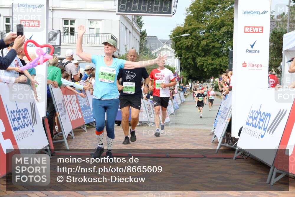 31.08.2025 - 21. Blankeneser Heldenlauf Strokosch-Dieckow http://msf.ph/oto/8665609 31.08.2025 11:18:07 Ziel 3092, 3345, 3124, 3594, 3510 meine-sportfotos.de