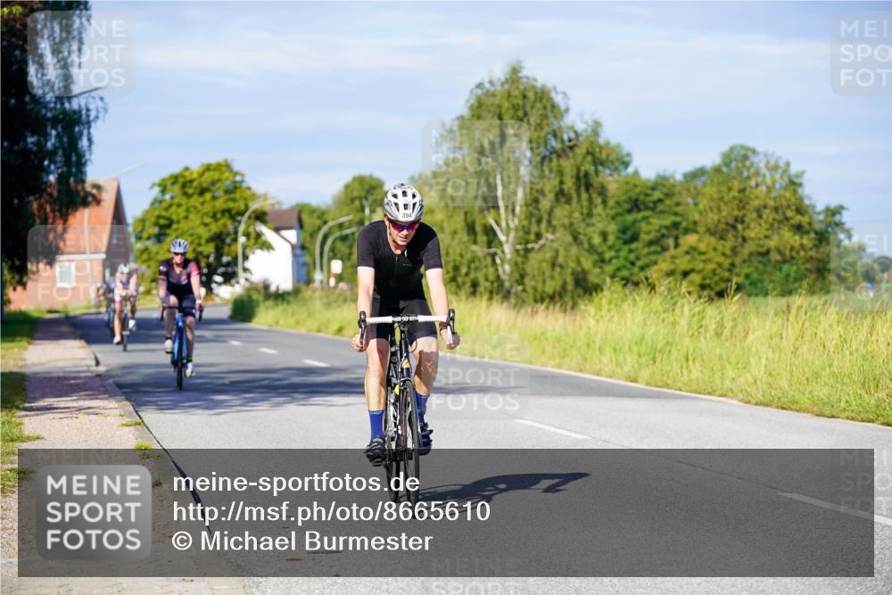 31.08.2025 - Elbe Triathlon Hamburg Michael Burmester http://msf.ph/oto/8665610 31.08.2025 09:31:07 Radfahren 245, 290, 322, 352, 394 meine-sportfotos.de