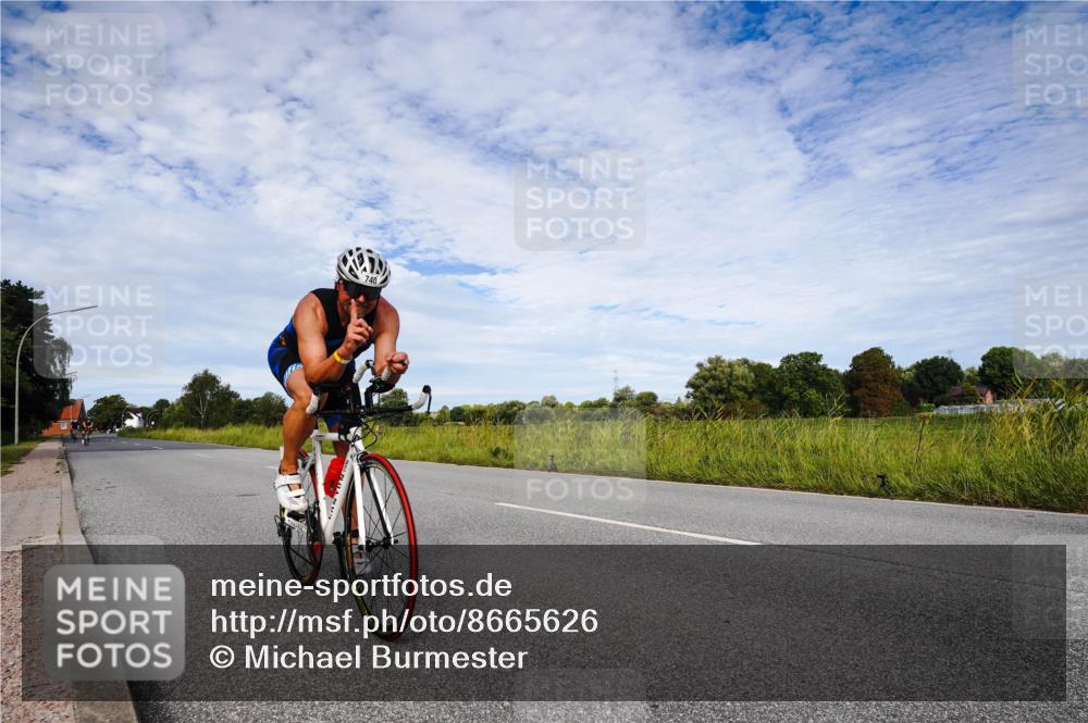 31.08.2025 - Elbe Triathlon Hamburg Michael Burmester http://msf.ph/oto/8665626 31.08.2025 10:15:19 Radfahren 610, 635, 707, 740 meine-sportfotos.de