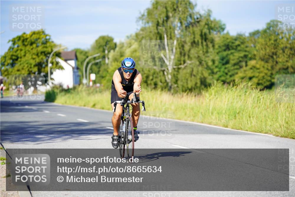 31.08.2025 - Elbe Triathlon Hamburg Michael Burmester http://msf.ph/oto/8665634 31.08.2025 09:31:18 Radfahren 382, 607 meine-sportfotos.de