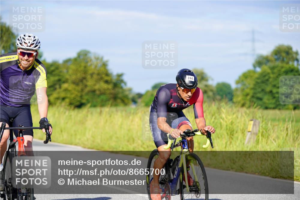31.08.2025 - Elbe Triathlon Hamburg Michael Burmester http://msf.ph/oto/8665700 31.08.2025 09:31:42 Radfahren 244, 369, 657, 666 meine-sportfotos.de