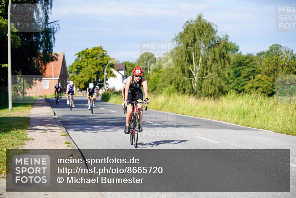 31.08.2025 - Elbe Triathlon Hamburg Michael Burmester http://msf.ph/oto/8665720 31.08.2025 09:31:53 Radfahren 291, 294, 329, 664, 750 meine-sportfotos.de