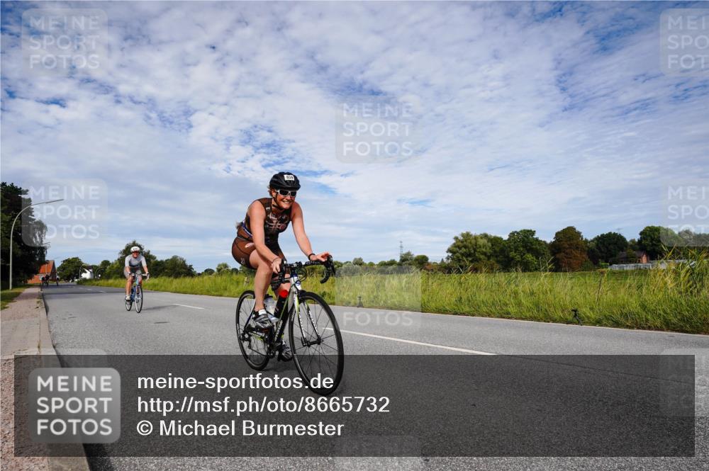 31.08.2025 - Elbe Triathlon Hamburg Michael Burmester http://msf.ph/oto/8665732 31.08.2025 10:17:56 Radfahren 570, 681, 684, 750, 838, 859 meine-sportfotos.de