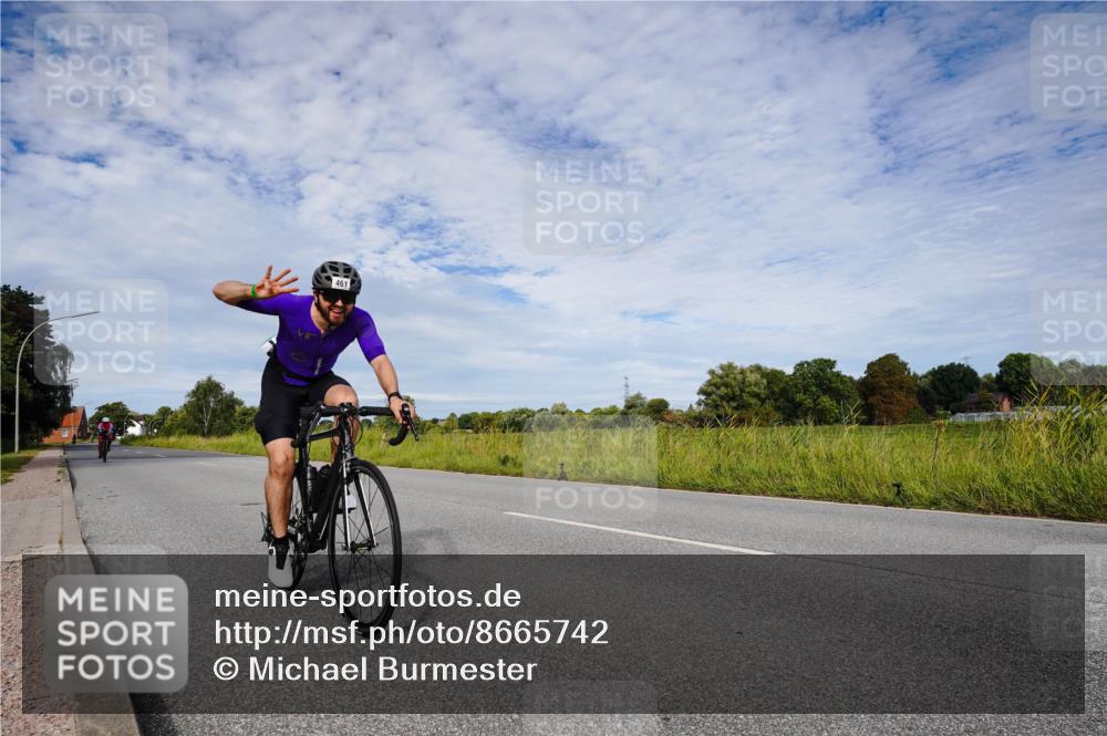 31.08.2025 - Elbe Triathlon Hamburg Michael Burmester http://msf.ph/oto/8665742 31.08.2025 10:18:06 Radfahren 461, 684, 750, 909 meine-sportfotos.de