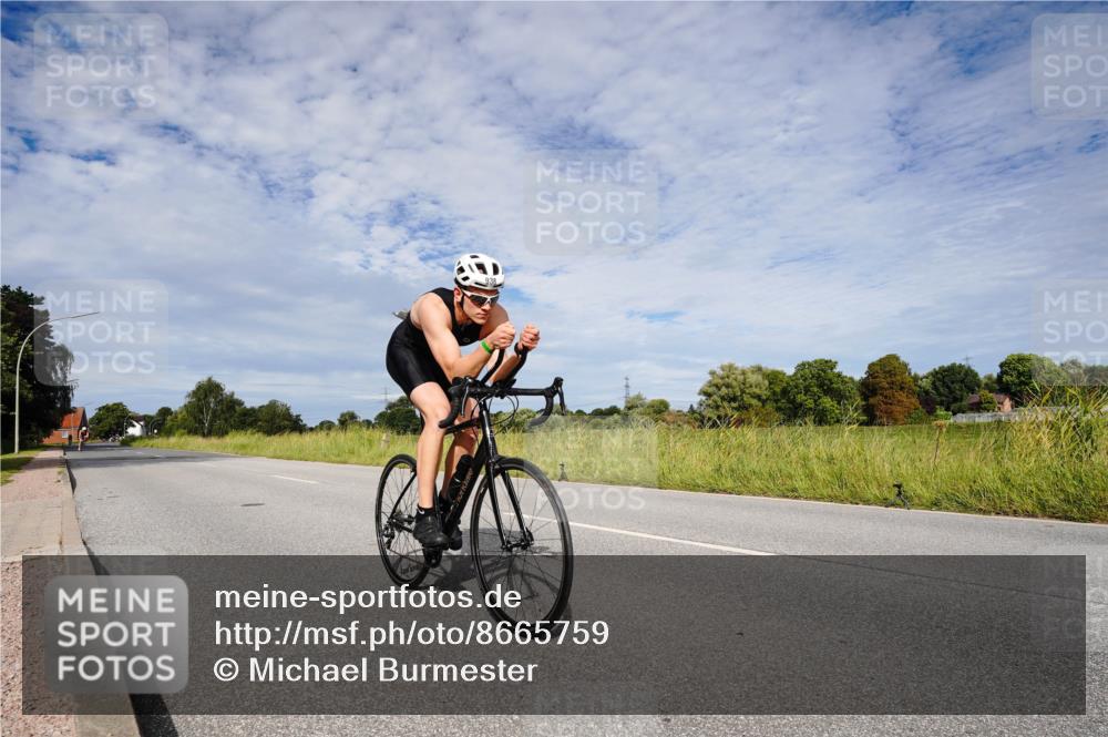 31.08.2025 - Elbe Triathlon Hamburg Michael Burmester http://msf.ph/oto/8665759 31.08.2025 10:18:47 Radfahren 778, 911, 938 meine-sportfotos.de