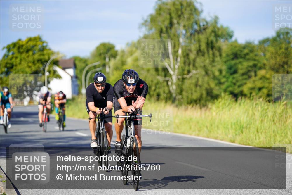 31.08.2025 - Elbe Triathlon Hamburg Michael Burmester http://msf.ph/oto/8665760 31.08.2025 09:32:08 Radfahren 285, 420, 463, 528, 633, 700, 707, 708 meine-sportfotos.de