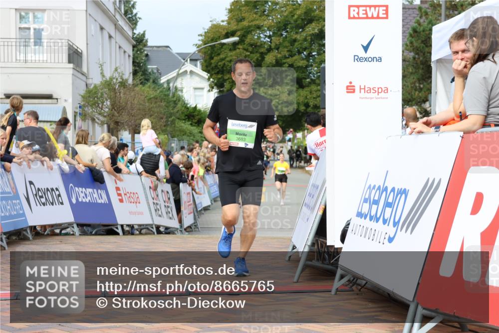 31.08.2025 - 21. Blankeneser Heldenlauf Strokosch-Dieckow http://msf.ph/oto/8665765 31.08.2025 10:59:32 Ziel 3433, 3683 meine-sportfotos.de