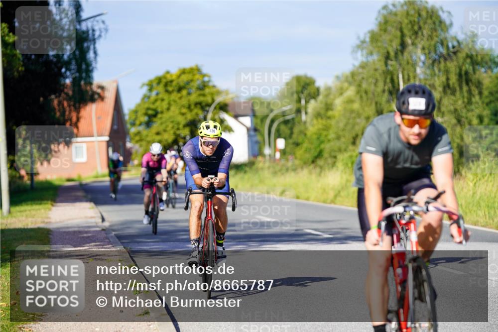 31.08.2025 - Elbe Triathlon Hamburg Michael Burmester http://msf.ph/oto/8665787 31.08.2025 09:32:14 Radfahren 284, 285, 374, 420, 463, 528, 635, 646, 700, 707, 717 meine-sportfotos.de