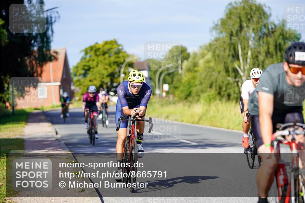 31.08.2025 - Elbe Triathlon Hamburg Michael Burmester http://msf.ph/oto/8665791 31.08.2025 09:32:14 Radfahren 284, 285, 374, 420, 463, 528, 635, 646, 700, 707, 717 meine-sportfotos.de