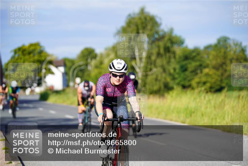 31.08.2025 - Elbe Triathlon Hamburg Michael Burmester http://msf.ph/oto/8665800 31.08.2025 09:32:16 Radfahren 284, 374, 420, 463, 528, 635, 646, 717 meine-sportfotos.de
