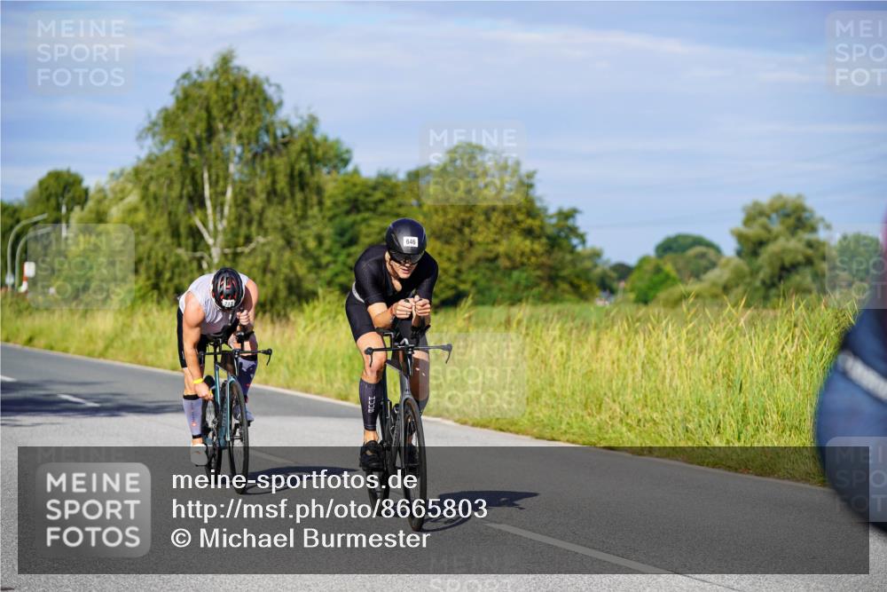 31.08.2025 - Elbe Triathlon Hamburg Michael Burmester http://msf.ph/oto/8665803 31.08.2025 09:32:17 Radfahren 284, 374, 420, 463, 528, 635, 646, 717 meine-sportfotos.de