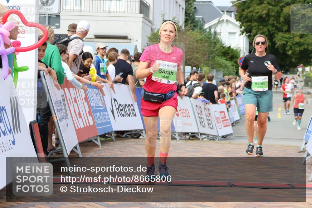 31.08.2025 - 21. Blankeneser Heldenlauf Strokosch-Dieckow http://msf.ph/oto/8665806 31.08.2025 11:17:55 Ziel 3646, 3300 meine-sportfotos.de