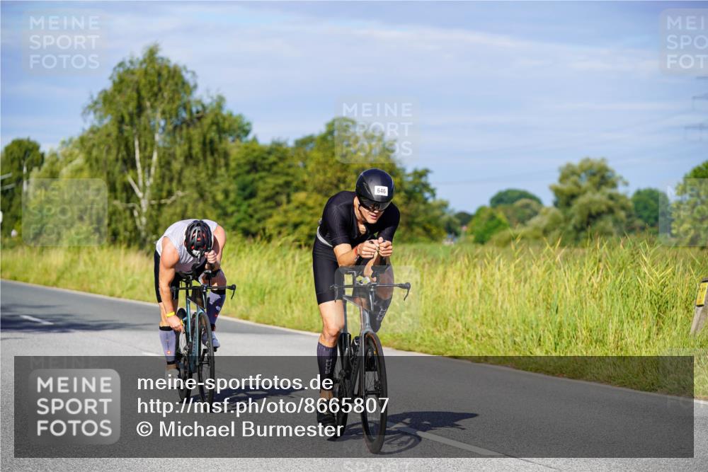 31.08.2025 - Elbe Triathlon Hamburg Michael Burmester http://msf.ph/oto/8665807 31.08.2025 09:32:18 Radfahren 284, 374, 420, 463, 635, 646, 717 meine-sportfotos.de