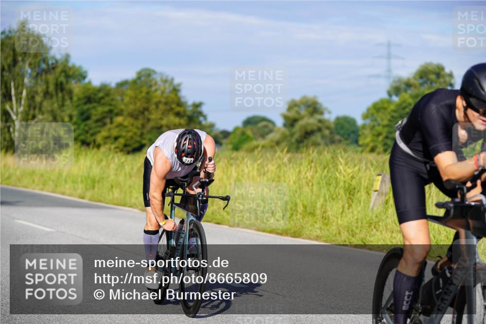 31.08.2025 - Elbe Triathlon Hamburg Michael Burmester http://msf.ph/oto/8665809 31.08.2025 09:32:18 Radfahren 284, 374, 420, 463, 635, 646, 717 meine-sportfotos.de