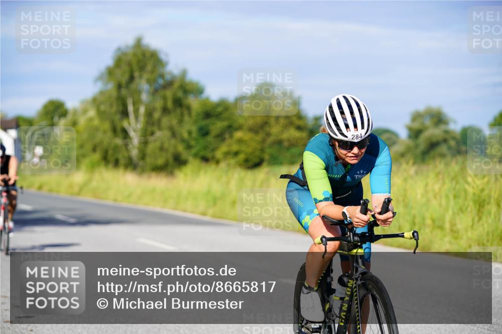 31.08.2025 - Elbe Triathlon Hamburg Michael Burmester http://msf.ph/oto/8665817 31.08.2025 09:32:20 Radfahren 284, 374, 635, 646, 717 meine-sportfotos.de