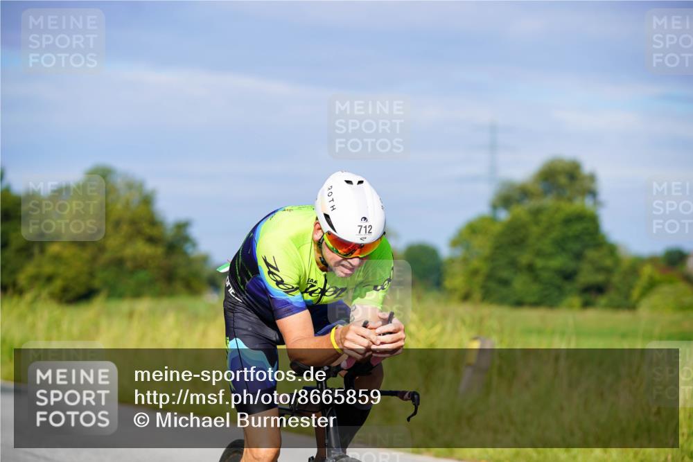 31.08.2025 - Elbe Triathlon Hamburg Michael Burmester http://msf.ph/oto/8665859 31.08.2025 09:32:40 Radfahren 577, 674, 712, 713 meine-sportfotos.de