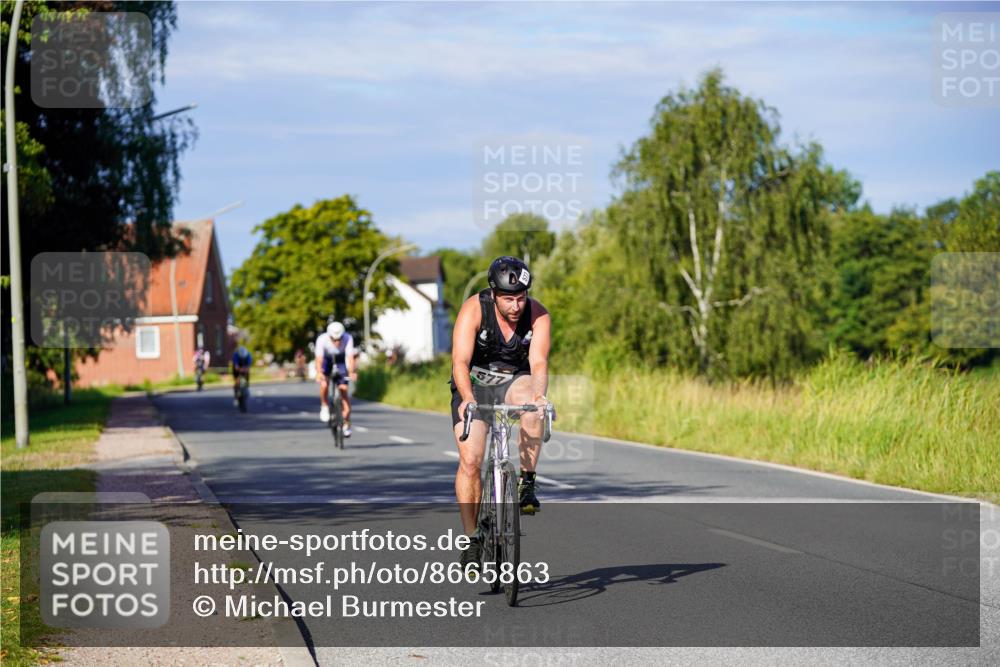 31.08.2025 - Elbe Triathlon Hamburg Michael Burmester http://msf.ph/oto/8665863 31.08.2025 09:32:43 Radfahren 577, 709, 713 meine-sportfotos.de