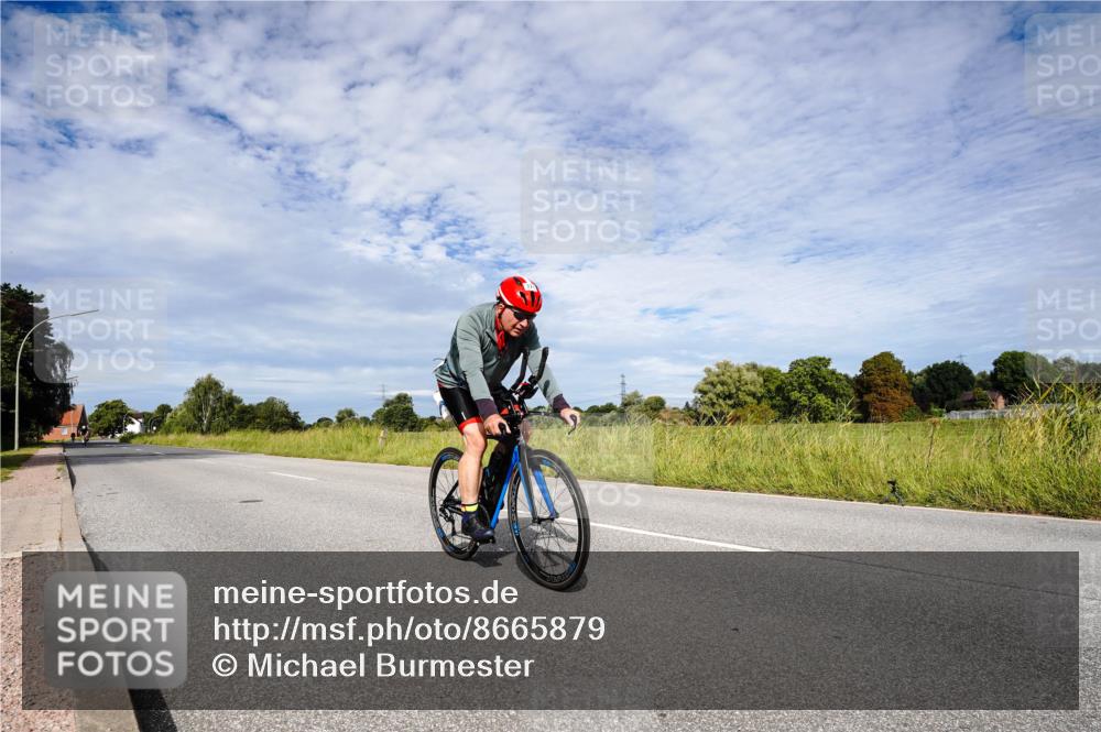 31.08.2025 - Elbe Triathlon Hamburg Michael Burmester http://msf.ph/oto/8665879 31.08.2025 10:21:13 Radfahren 771, 892, 1036 meine-sportfotos.de