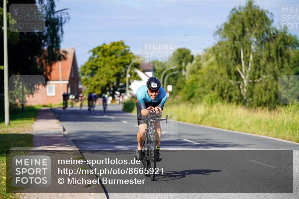 31.08.2025 - Elbe Triathlon Hamburg Michael Burmester http://msf.ph/oto/8665921 31.08.2025 09:33:07 Radfahren 381 meine-sportfotos.de