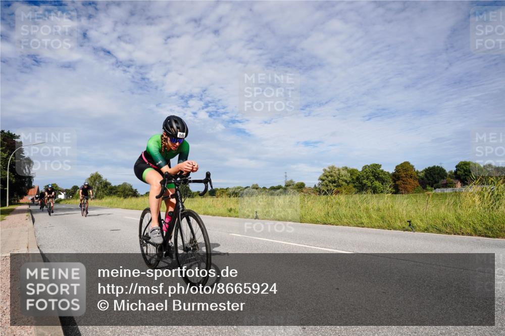 31.08.2025 - Elbe Triathlon Hamburg Michael Burmester http://msf.ph/oto/8665924 31.08.2025 10:21:54 Radfahren 654, 769, 796, 810, 814, 844, 849, 953, 1001, 1024, 1030 meine-sportfotos.de