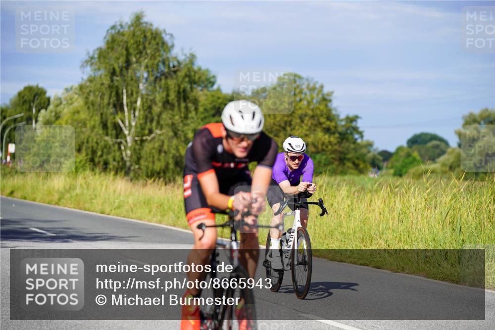 31.08.2025 - Elbe Triathlon Hamburg Michael Burmester http://msf.ph/oto/8665943 31.08.2025 09:33:16 Radfahren 214, 407, 493, 526, 531, 691, 742, 754, 759 meine-sportfotos.de