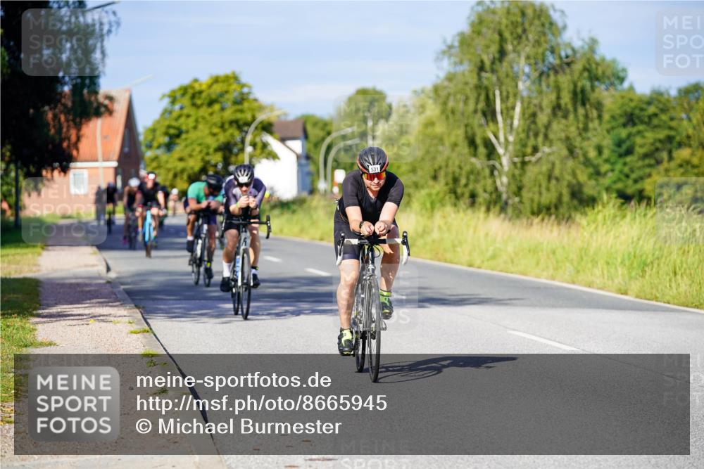 31.08.2025 - Elbe Triathlon Hamburg Michael Burmester http://msf.ph/oto/8665945 31.08.2025 09:33:17 Radfahren 214, 287, 407, 493, 526, 531, 691, 731, 742, 754, 759 meine-sportfotos.de