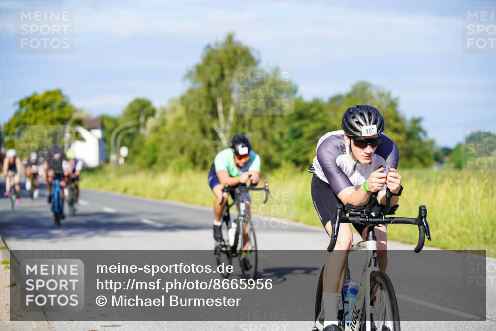 31.08.2025 - Elbe Triathlon Hamburg Michael Burmester http://msf.ph/oto/8665956 31.08.2025 09:33:20 Radfahren 287, 407, 493, 510, 531, 618, 729, 731, 742, 754 meine-sportfotos.de