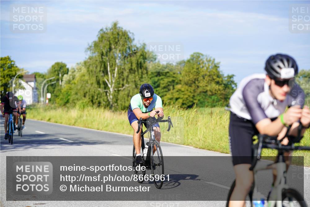 31.08.2025 - Elbe Triathlon Hamburg Michael Burmester http://msf.ph/oto/8665961 31.08.2025 09:33:20 Radfahren 287, 407, 493, 510, 531, 618, 729, 731, 742, 754 meine-sportfotos.de