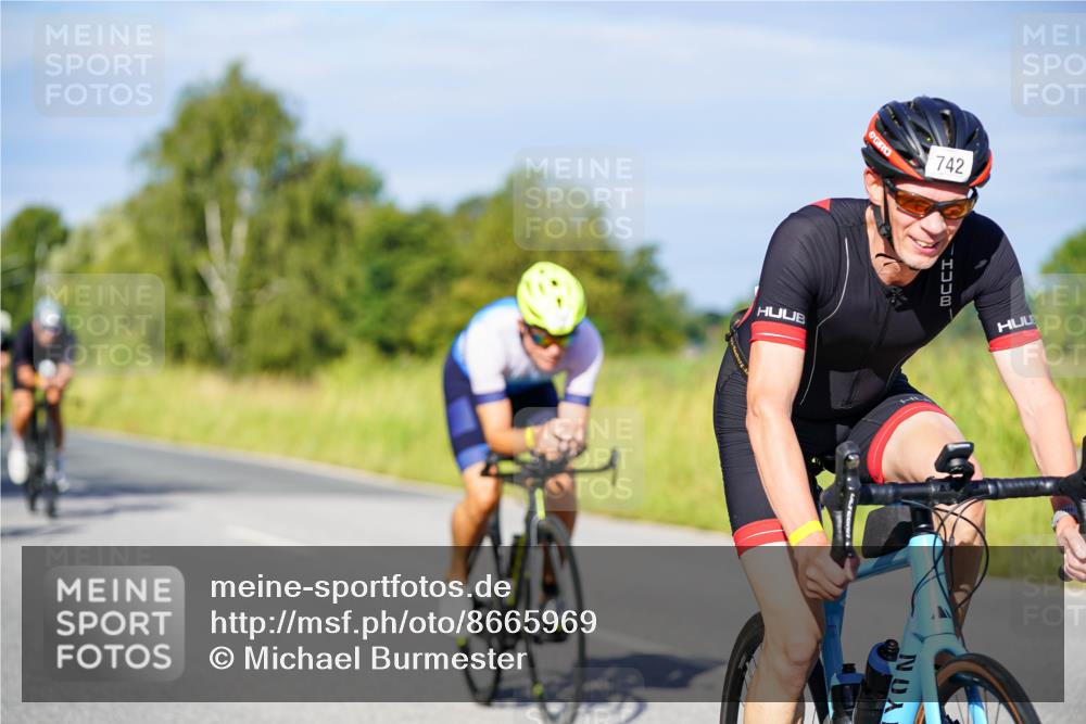 31.08.2025 - Elbe Triathlon Hamburg Michael Burmester http://msf.ph/oto/8665969 31.08.2025 09:33:22 Radfahren 287, 313, 365, 407, 493, 510, 553, 618, 729, 731, 742, 754 meine-sportfotos.de