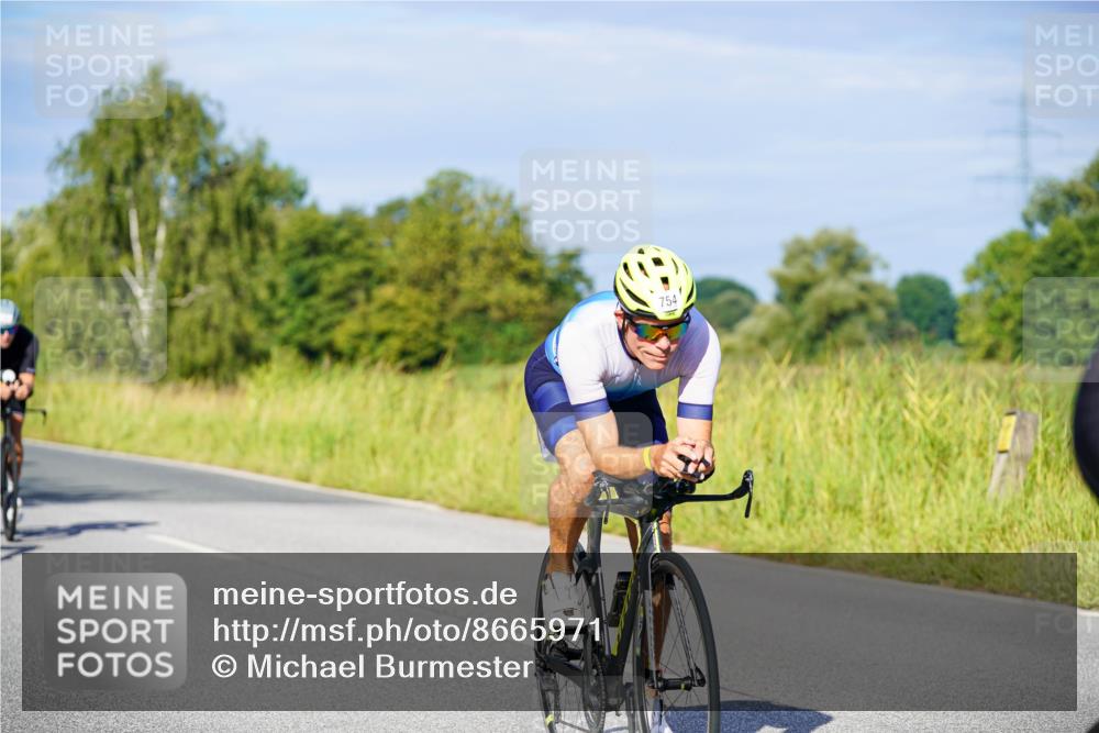 31.08.2025 - Elbe Triathlon Hamburg Michael Burmester http://msf.ph/oto/8665971 31.08.2025 09:33:23 Radfahren 287, 313, 365, 464, 493, 510, 553, 618, 729, 731, 742, 754 meine-sportfotos.de