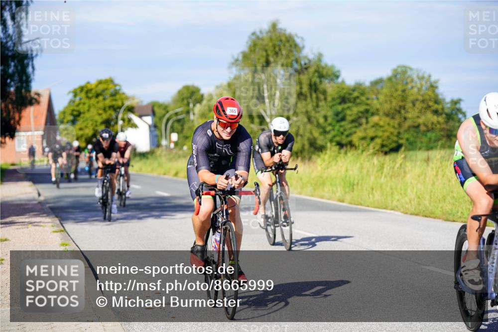 31.08.2025 - Elbe Triathlon Hamburg Michael Burmester http://msf.ph/oto/8665999 31.08.2025 09:33:29 Radfahren 283, 313, 314, 340, 365, 464, 510, 547, 553, 636, 694, 726 meine-sportfotos.de